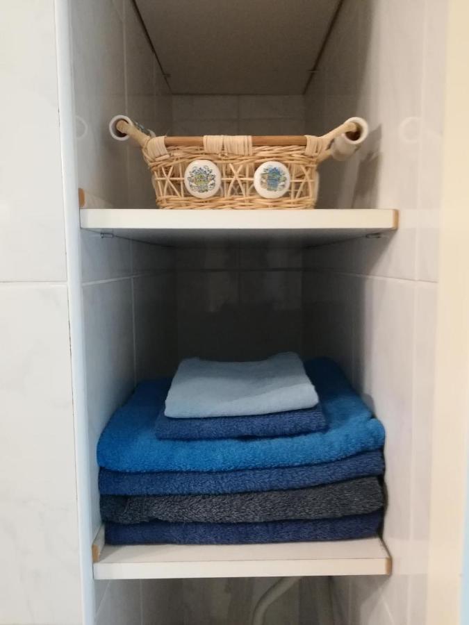 Homy Apartment In Buda, With Safe Garage And Terrace Будапеща Екстериор снимка