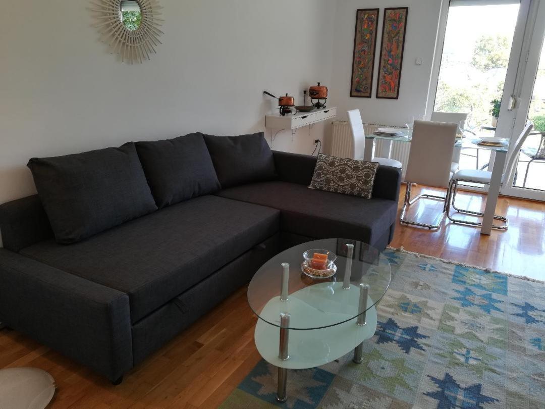 Homy Apartment In Buda, With Safe Garage And Terrace Будапеща Екстериор снимка